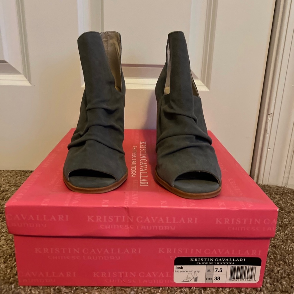 New in Box Kristin Cavallari Chinese Laundry Shoes